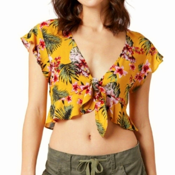 UNIONBAY Tops - Unionbay Floral Crop Top